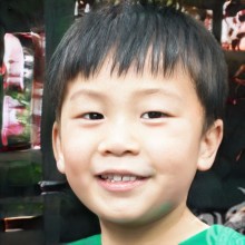 Cara de niño chino en avatar