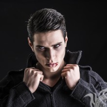 Vampire Boy Avatar herunterladen