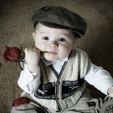 Foto de bebé con gorra descargar foto de perfil