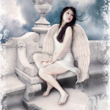 Foto linda asiática de menina anjo no avatar