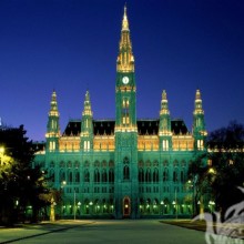 Венская ратуша вечернее фото на аву