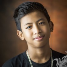 Retrato de foto de chico de Filipinas para avatar