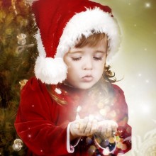 Foto de criança com fantasia de Natal para avatar