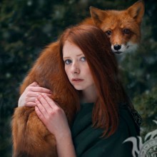Fotos de chicas pelirrojas con un zorro