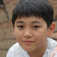 Foto de menino asiático