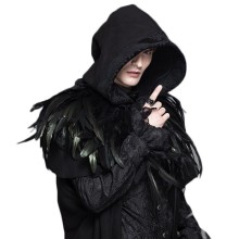 Un hombre con capucha negra en un avatar.