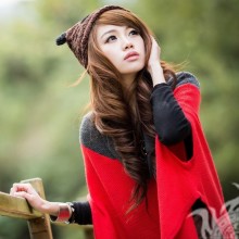 Chica japonesa en suéter rojo avatar foto descarga