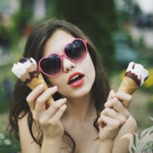 Descarga de fotos de chica con helado