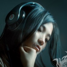 Descargar avatar girl in auriculares