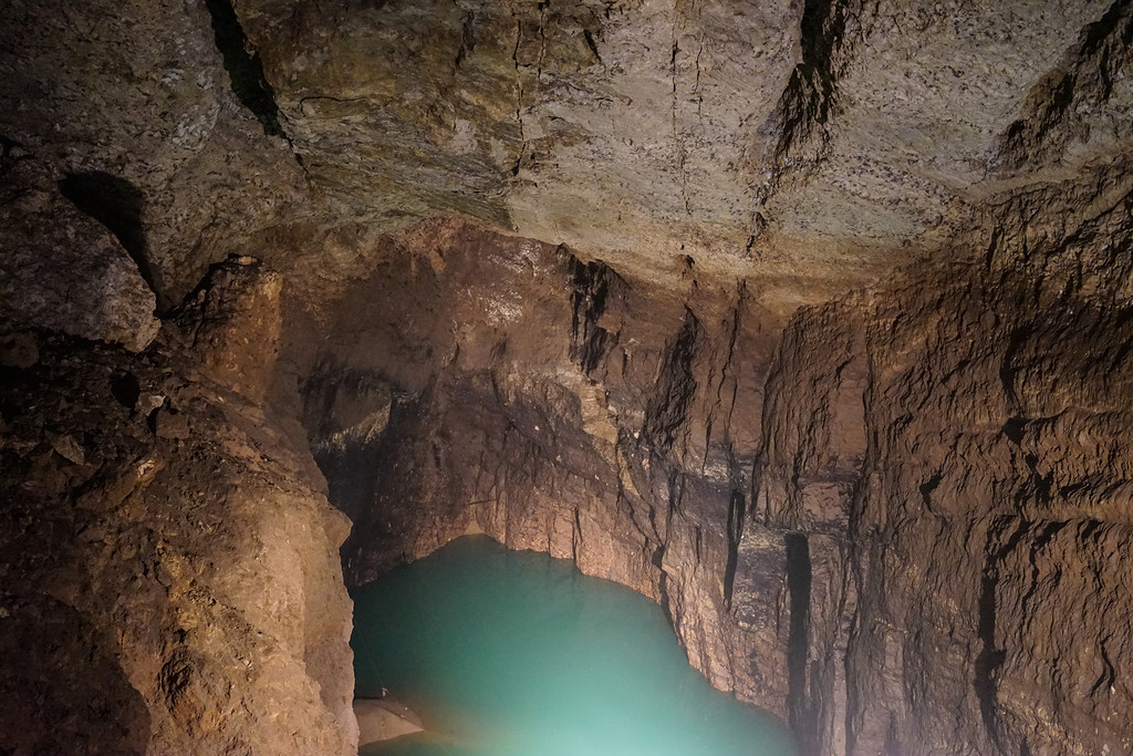 Анакопийская пещера. Грузия.