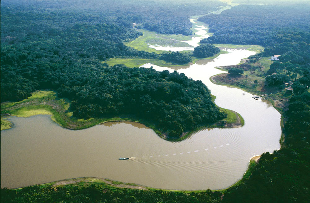 Река Амазонка. Бразилия-Перу.