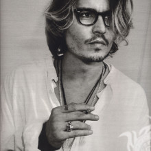 Johnny Depp mit Brille auf dem Avatar