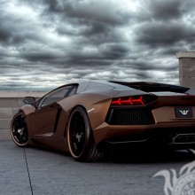 Imagem de um carro Lamborghini em alta velocidade para o avatar de um cara
