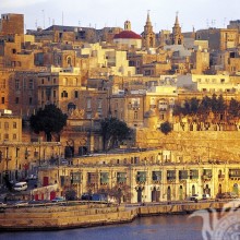 Stadt auf der Insel Malta viele Häuser Bild auf Ihrem Profilbild