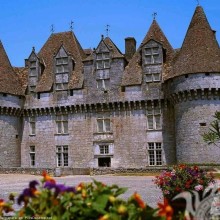Foto de perfil do castelo medieval da França