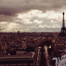 Фото Парижа с высоты птичьего полета на аватарку
