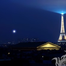 Eiffelturm leuchtet Foto auf Ihrem Profilbild