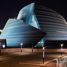 Bâtiment insolite d'une salle de concert à Astana sur votre photo de profil