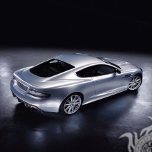 Картинка спортивного Aston Martin на аватарку