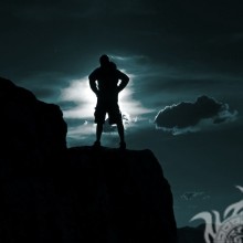 Foto para avatar sin rostro silueta de un hombre en la montaña
