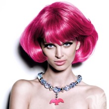 Девушка в розовом парике гламурная ава