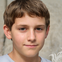 Фейковое лицо мальчика 14 лет