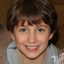 Profilfoto eines Jungen mit dunklen Haaren