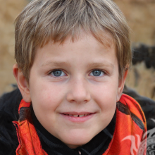 Foto eines braunhaarigen Jungen mit Kurzhaarschnitt für TikTok