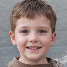Фотография маленького смеющегося мальчика для LinkedIn