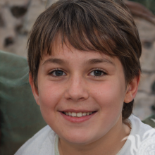 Фотографія усміхненого хлопчика на обліковий запис