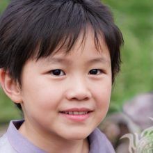 Photo un garçon asiatique souriant pour YouTube