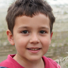 Foto de um menino fofo de cabelos castanhos