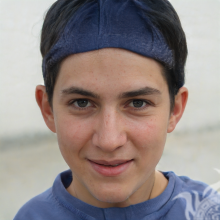 Фейковый портрет мальчика в головной повязкой для аватарки