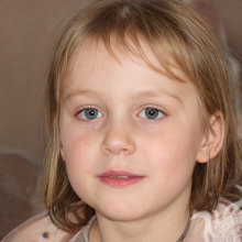 Foto de la cara de una niña en la casa.