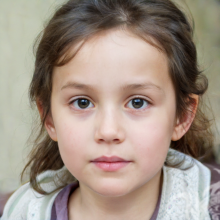 Лицо красивой девочки 7 лет