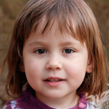O rosto da menina no avatar de 4 anos