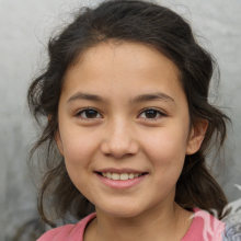 Foto de una niña mexicana con cabello largo