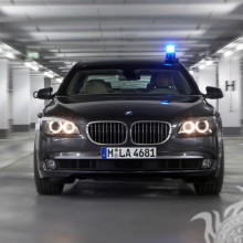 Download fast BMW photo on avatar