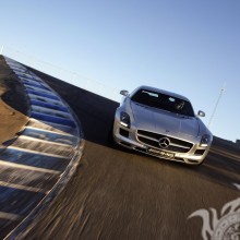 Bild des Mercedes-Autos für Profilbild herunterladen