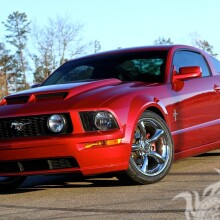 Red Ford Mustang photo to a girl on Instagram