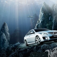 Бесплатно скачать прикольное фото на аву Mazda на дне моря