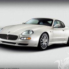 Laden Sie das Foto eines eleganten weißen Maserati auf Ihr Profilbild für einen Mann herunter