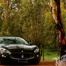 Descarga una foto de un Maserati negro genial en tu foto de perfil para un chico gratis