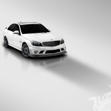 Téléchargez une photo d'une superbe Mercedes blanche pour un mec sur votre photo de profil