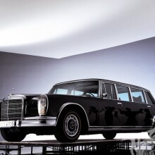 Great Mercedes Limousine Foto auf Ihrem Profilbild herunterladen