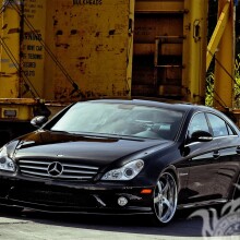 Luxueux noir Mercedes télécharger la photo sur votre photo de profil