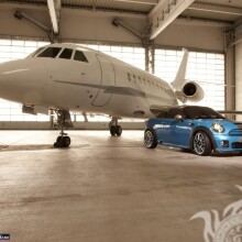 Download a photo of a cute MINI Cooper and a plane on an avatar for a girl