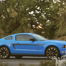 Amerikanischer stilvoller Ford Mustang Foto für den Kerl auf dem Profilbild herunterladen