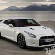 Gorgeous white Nissan download photo on your profile picture for a guy