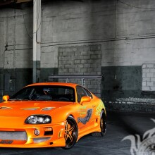Foto laranja do carro em sua foto de perfil do Instagram